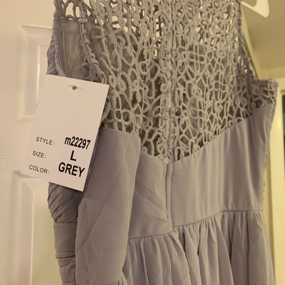 Dress/gown - Picture 3 of 3